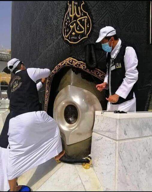 The Black Stone in Tawaf and Istilam